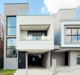 Casa de Condomínio com 3 Quartos à venda, 157m² no Santa Cândida, Curitiba