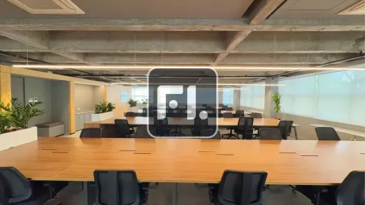 Sala Comercial para alugar, 300m² no Butantã, São Paulo