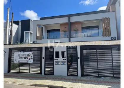 Casa com 3 Quartos à venda, 172m² no Jardim Sofia, Joinville