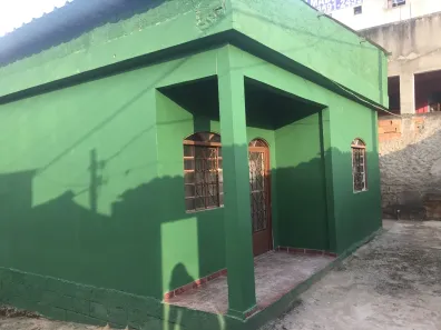 Casa com 2 Quartos para alugar, 80m² no Bom Destino, Santa Luzia