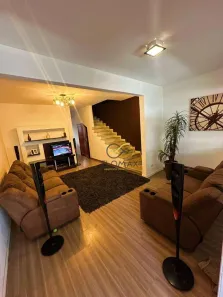 Casa com 3 Quartos à venda, 210m² no Jardim das Acácias, São Paulo
