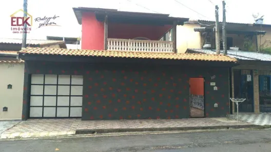 Sobrado com 3 Quartos à venda, 180m² no Jardim Terras de São João, Jacareí