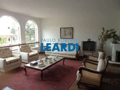 Casa de Condomínio com 4 Quartos à venda, 321m² no Jardim Leonor, São Paulo