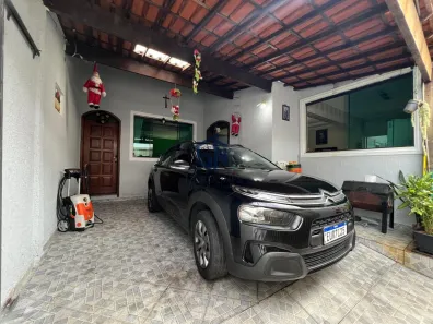 Casa com 3 Quartos à venda, 213m² no Santa Mônica, Belo Horizonte