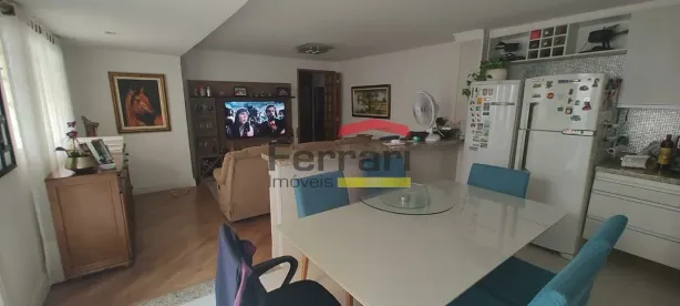 Casa com 3 Quartos à venda, 222m² no Vila Maria Baixa, São Paulo