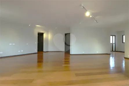 Apartamento com 3 Quartos para alugar, 202m² no Indianópolis, São Paulo
