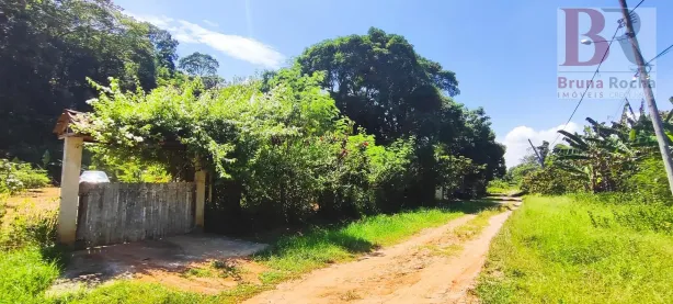 Fazenda/Sítio com 2 Quartos à venda, 193m² no Vale das Pedrinhas, Guapimirim