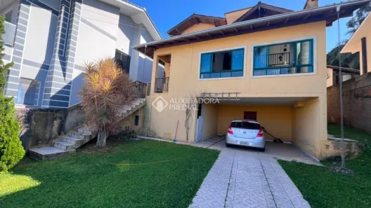Casa com 3 Quartos à venda, 215m² no Pedra Branca, Palhoça