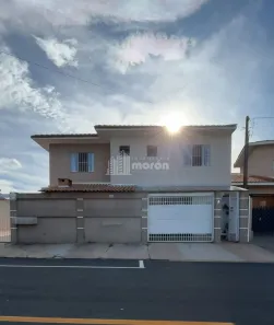 Sobrado com 4 Quartos à venda, 95m² no Jardim Carvalho, Ponta Grossa