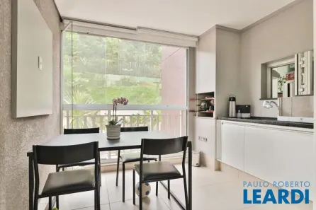 Apartamento com 2 Quartos à venda, 72m² no Tamboré, Santana de Parnaíba