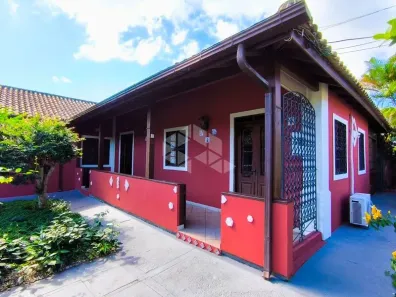 Casa com 4 Quartos para alugar, 250m² no Santo Antônio de Lisboa, Florianópolis