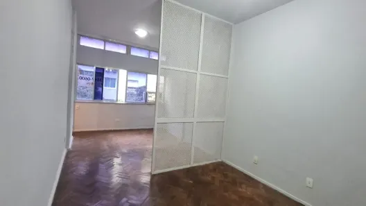 Kitnet com 1 Quarto à venda, 25m² no Copacabana, Rio de Janeiro