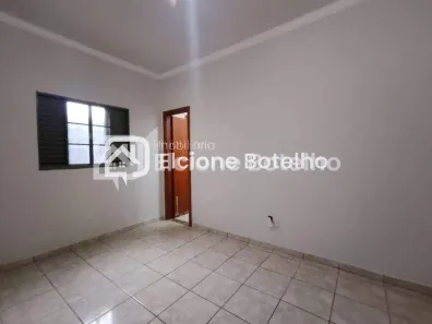 Casa com 4 Quartos à venda, 100m² no Santa Mônica, Uberlândia