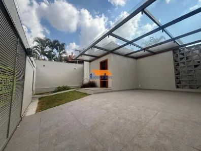 Casa com 3 Quartos à venda, 200m² no Santa Rosa, Belo Horizonte
