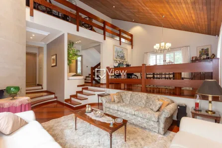 Casa com 4 Quartos à venda, 389m² no Vista Alegre, Curitiba