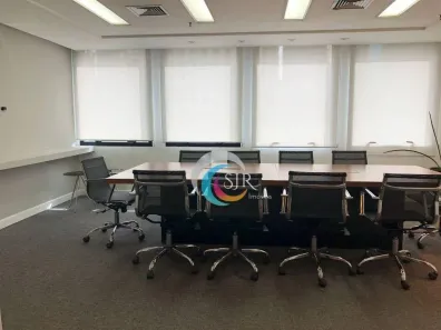 Sala Comercial à venda, 130m² no Vila Olímpia, São Paulo