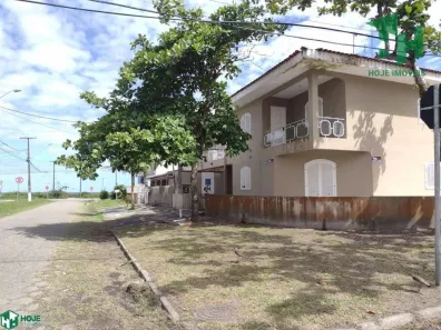 Sobrado com 3 Quartos para alugar, 140m² no Shangrila, Pontal do Paraná