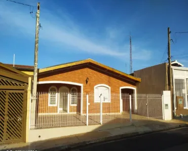 Casa com 2 Quartos à venda, 250m² no Jardim García, Campinas