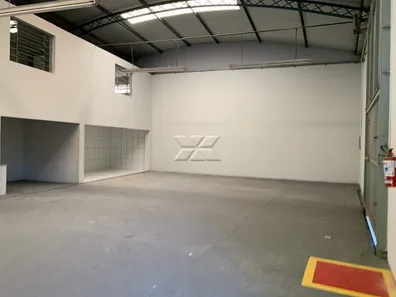 Galpão/Depósito/Armazém à venda, 214m² no Parque Mãe Preta, Rio Claro
