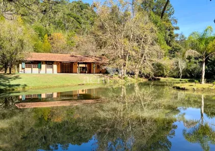 Fazenda/Sítio com 3 Quartos à venda, 20000m² no Posse, Petrópolis