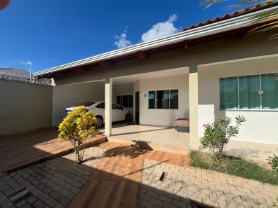 Casa com 3 Quartos à venda, 240m² no Plano Diretor Sul, Palmas