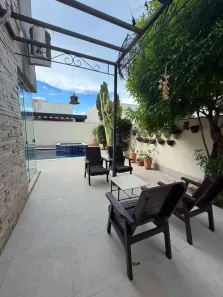 Casa de Condomínio com 3 Quartos para alugar, 280m² no Jardim Imperial, Cuiabá