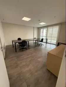 Sala Comercial com 1 Quarto para alugar, 100m² no Pinheiros, São Paulo