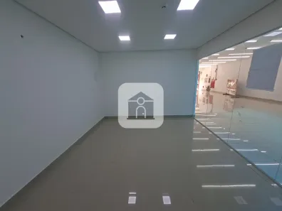 Ponto Comercial para alugar, 15m² no Centro, Uberlândia