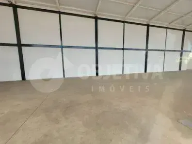 Ponto Comercial para alugar, 35m² no Tubalina, Uberlândia