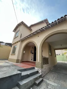 Imóvel Comercial com 9 Quartos para alugar, 450m² no Campina, Belém