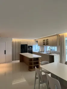 Apartamento com 4 Quartos para alugar, 180m² no , Itapema