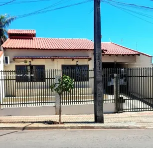 Casa com 3 Quartos à venda, 250m² no Brasília, Londrina