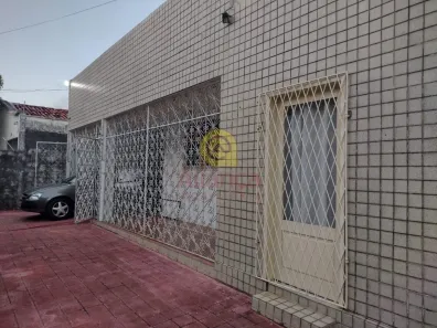 Casa com 3 Quartos à venda, 194m² no Barro Vermelho, Natal
