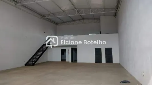 Galpão/Depósito/Armazém para alugar, 336m² no Novo Mundo, Uberlândia