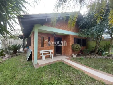 Casa com 3 Quartos para alugar, 192m² no Centro, Gravataí