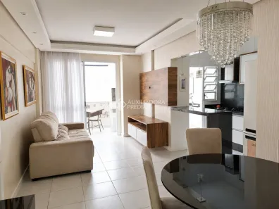 Apartamento com 2 Quartos para alugar, 70m² no Itacorubi, Florianópolis