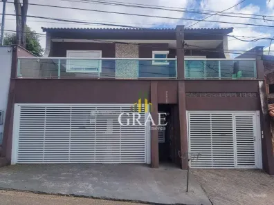 Sobrado com 7 Quartos à venda, 448m² no Vila Pires, Santo André