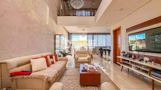 Sobrado com 4 Quartos à venda, 247m² no Loteamento Residencial Fazenda Casa Grande, Taubaté