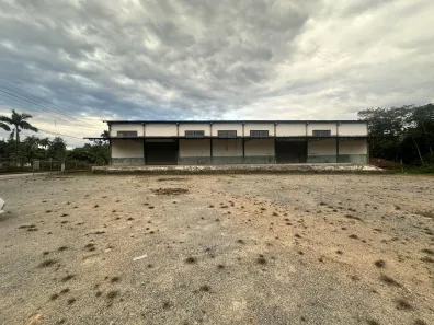 Galpão/Depósito/Armazém com 1 Quarto para venda ou aluguel, 771m² no Benedito, Indaial