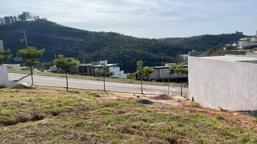 Lote/Terreno à venda, 310m² no Teixeiras, Juiz de Fora