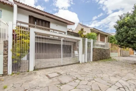 Casa com 3 Quartos para venda ou aluguel, 240m² no Jardim Itu, Porto Alegre