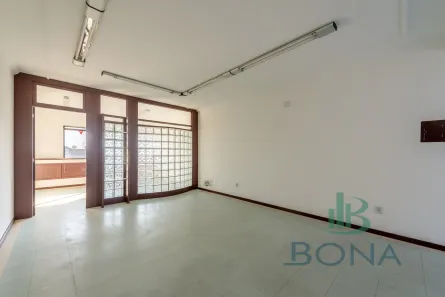 Sala Comercial para alugar, 51m² no Auxiliadora, Porto Alegre