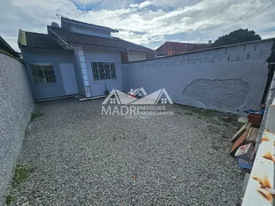 Casa com 2 Quartos para alugar, 55m² no São Sebastião, Palhoça