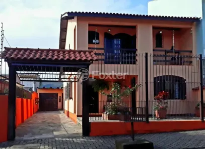 Casa com 4 Quartos à venda, 235m² no Espírito Santo, Porto Alegre