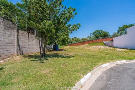 Lote/Terreno à venda, 375m² no Condomínio Bosque dos Cambarás, Valinhos