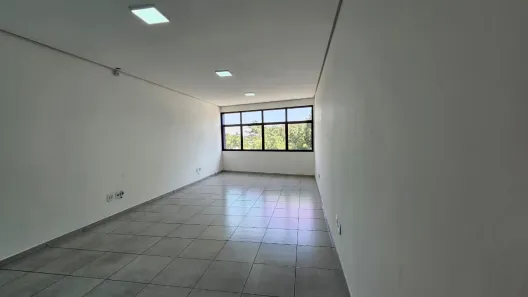 Ponto Comercial com 2 Quartos para alugar, 41m² no Vila Marieta, São Paulo