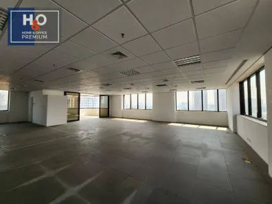 Sala Comercial para alugar, 297m² no Parque Industrial Tomas Edson, São Paulo