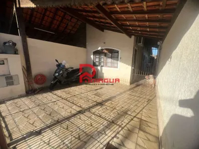 Casa com 2 Quartos à venda, 74m² no Maracanã, Praia Grande