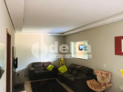 Casa com 3 Quartos à venda, 190m² no Morumbi, Uberlândia