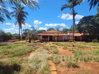Lote/Terreno à venda, 225m² no Mansões Aeroporto, Uberlândia